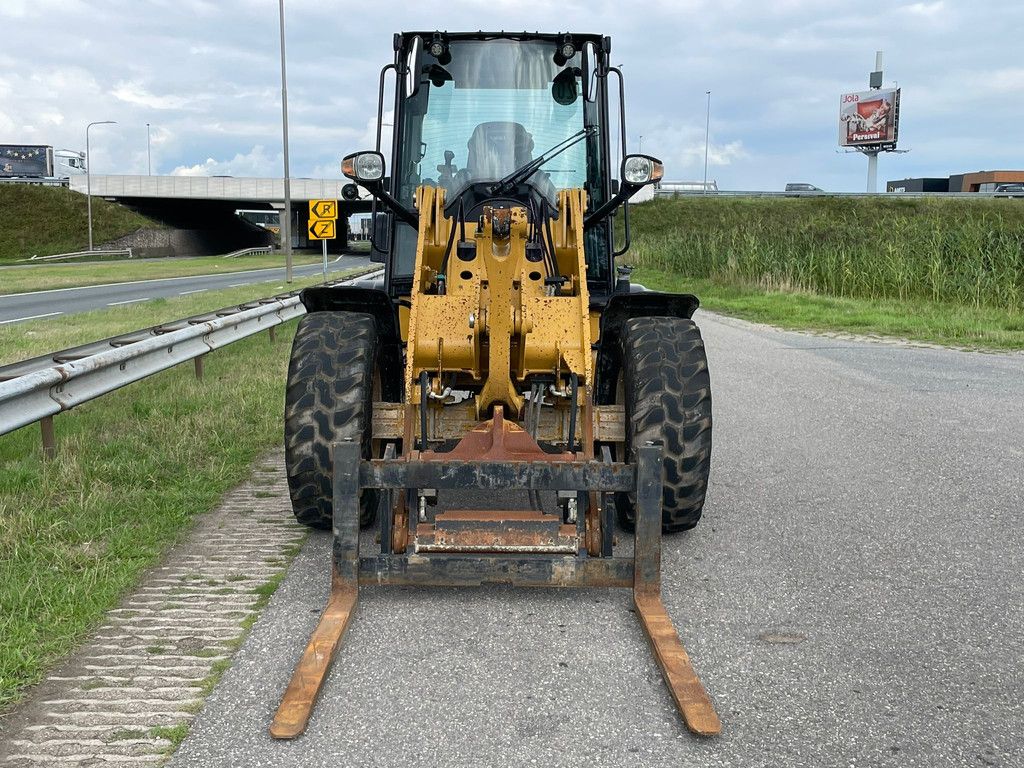 Caterpillar 908