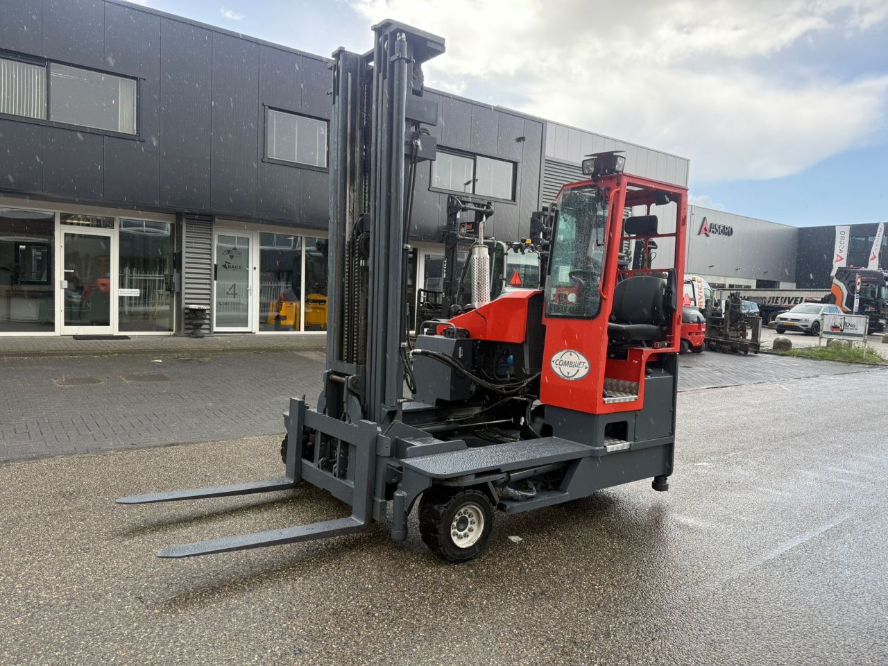 Zijlader combilift c4500 diesel.