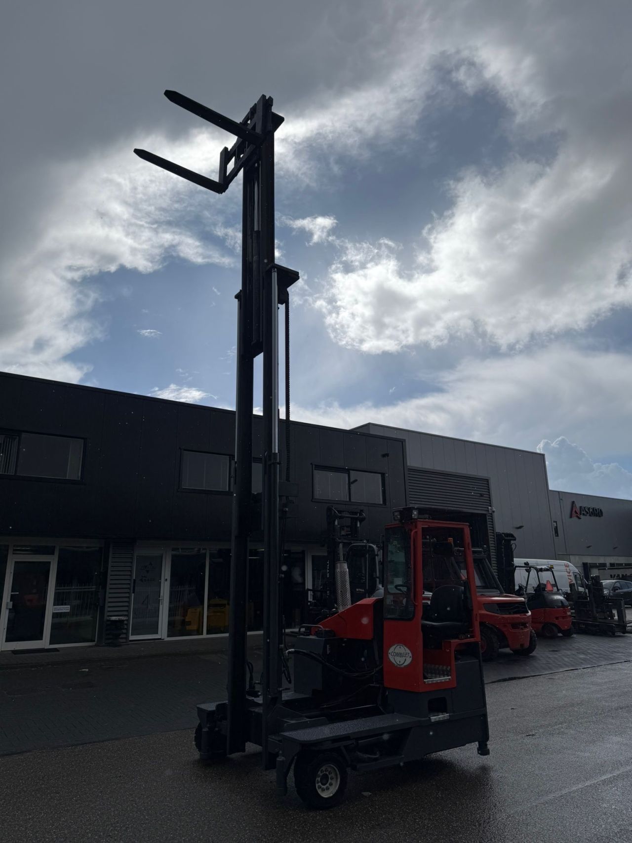 Zijlader combilift c4500 diesel.
