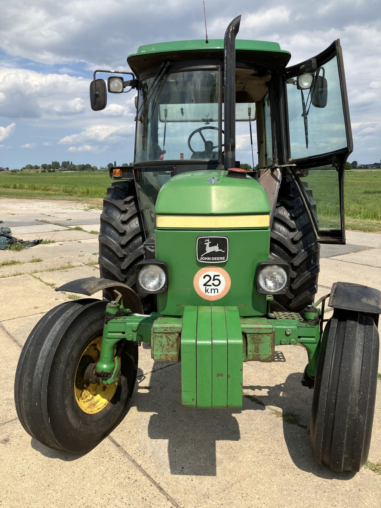 John deere 2250