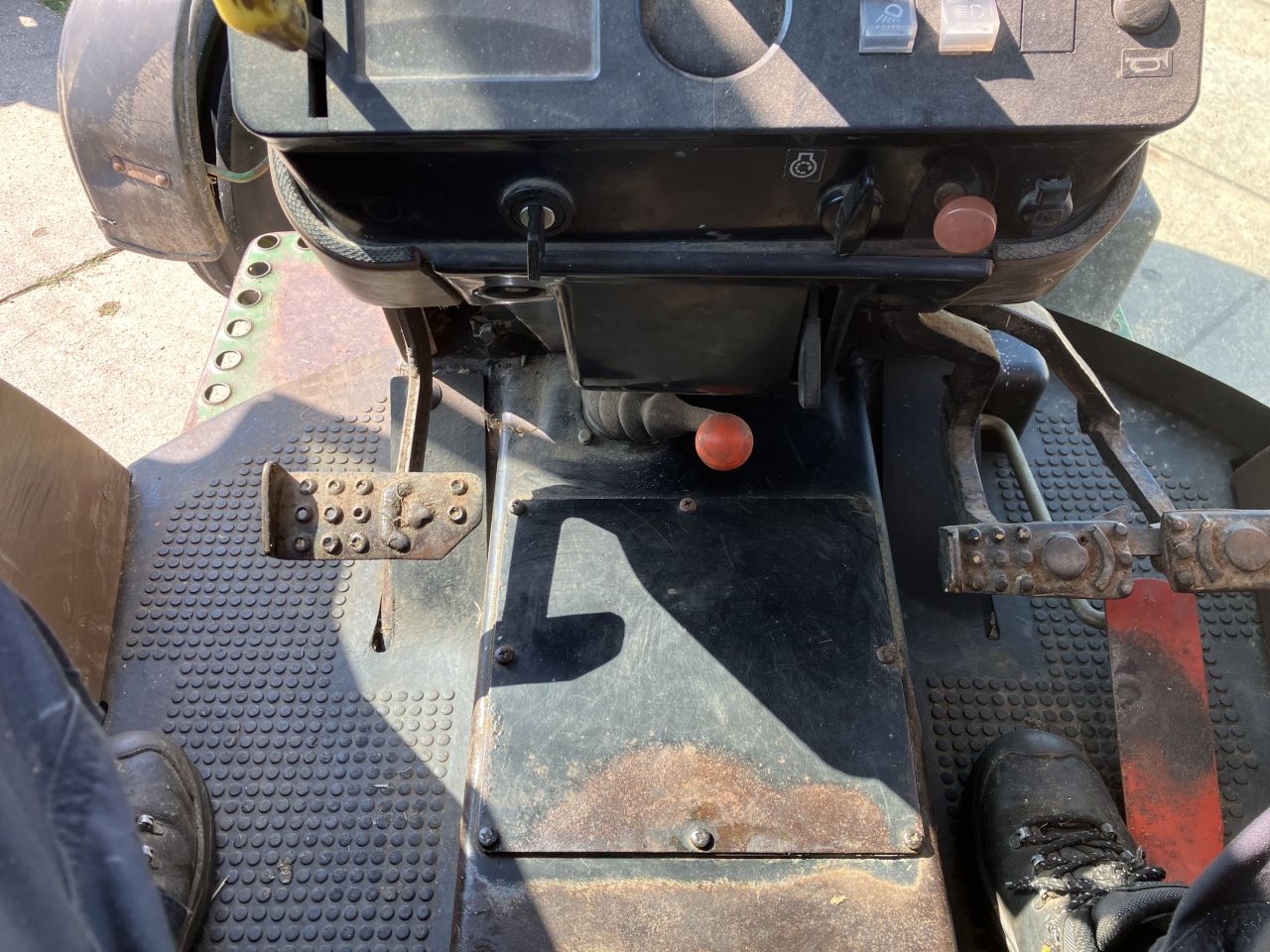 John deere 2250