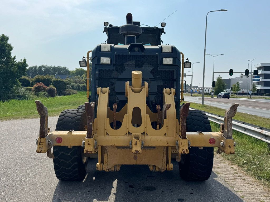 Caterpillar 140M3