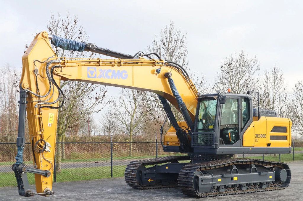 XCMG XE300E | CE | CUMMINS STAGE V | HAMMER / SHEAR