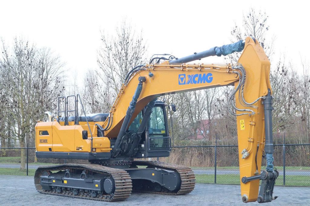 XCMG XE300E | CE | CUMMINS STAGE V | HAMMER / SHEAR