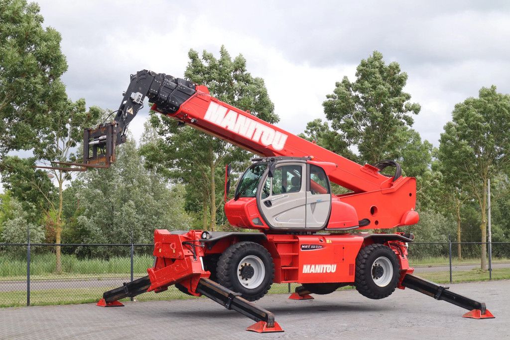 Manitou MRT3255 + | HYDR. FORKS | REMOTE CONTROL
