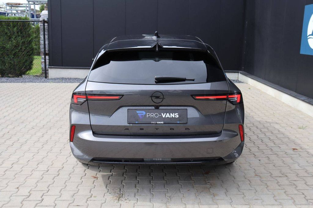 Passenger car Opel Astra Sports Tourer Petrol 131hp 2025