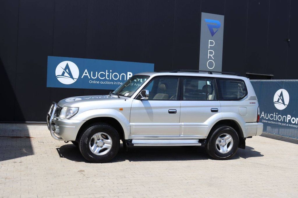SUV Toyota Landcruiser Diesel 163 PS 2001 (Marge)