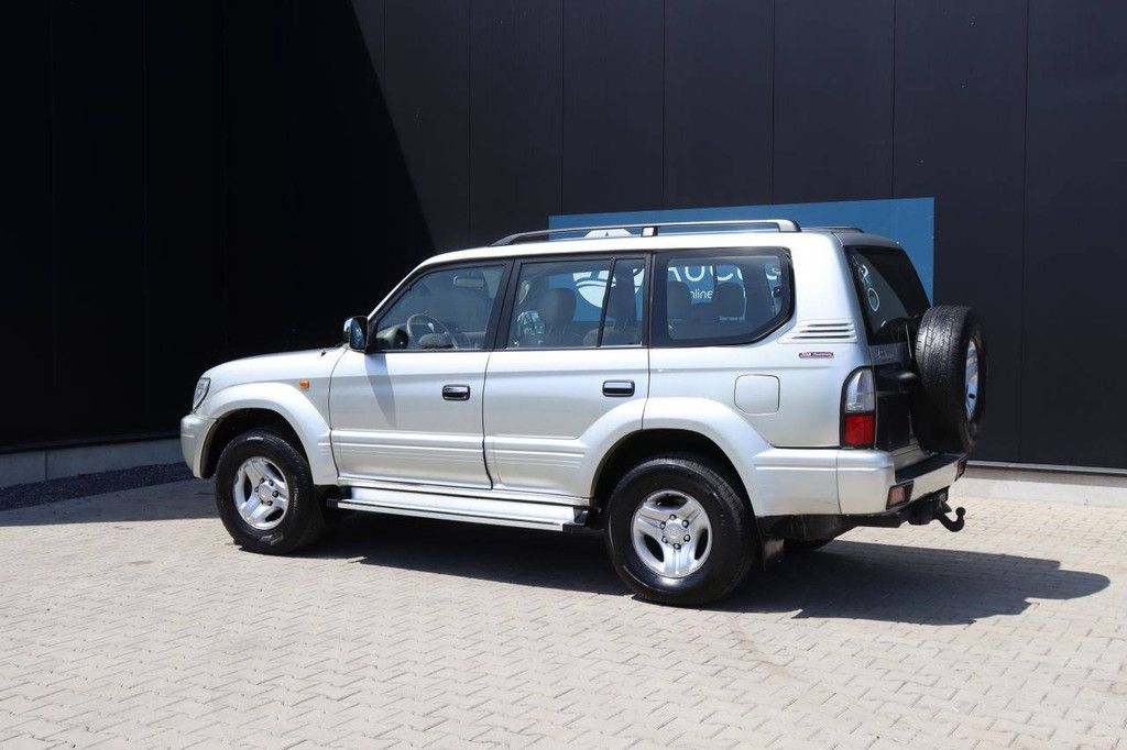 SUV Toyota Landcruiser Diesel 163 PS 2001 (Marge)