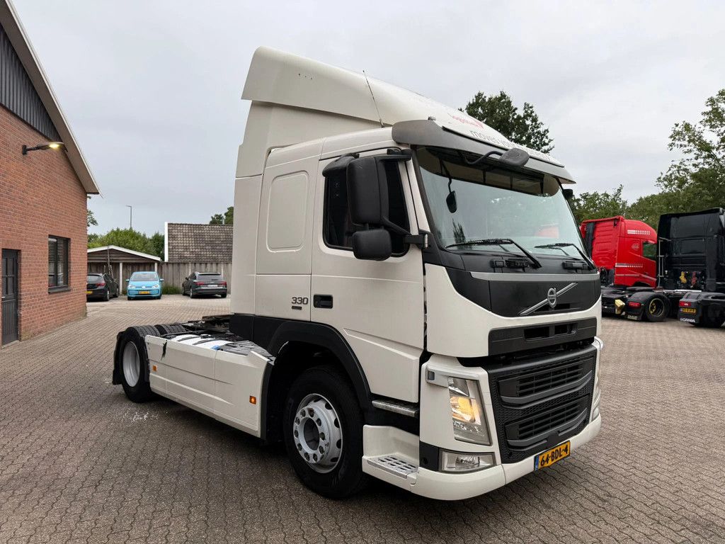Volvo FM 330 4X2 NL Truck