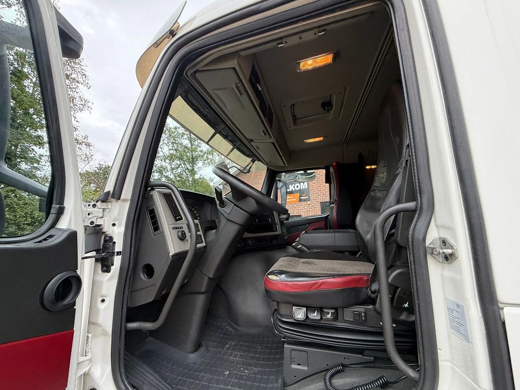 Volvo FM 330 4X2 NL Truck