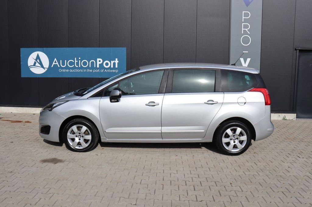 Peugeot 5008 Schrägheck Kombi Diesel 120 PS