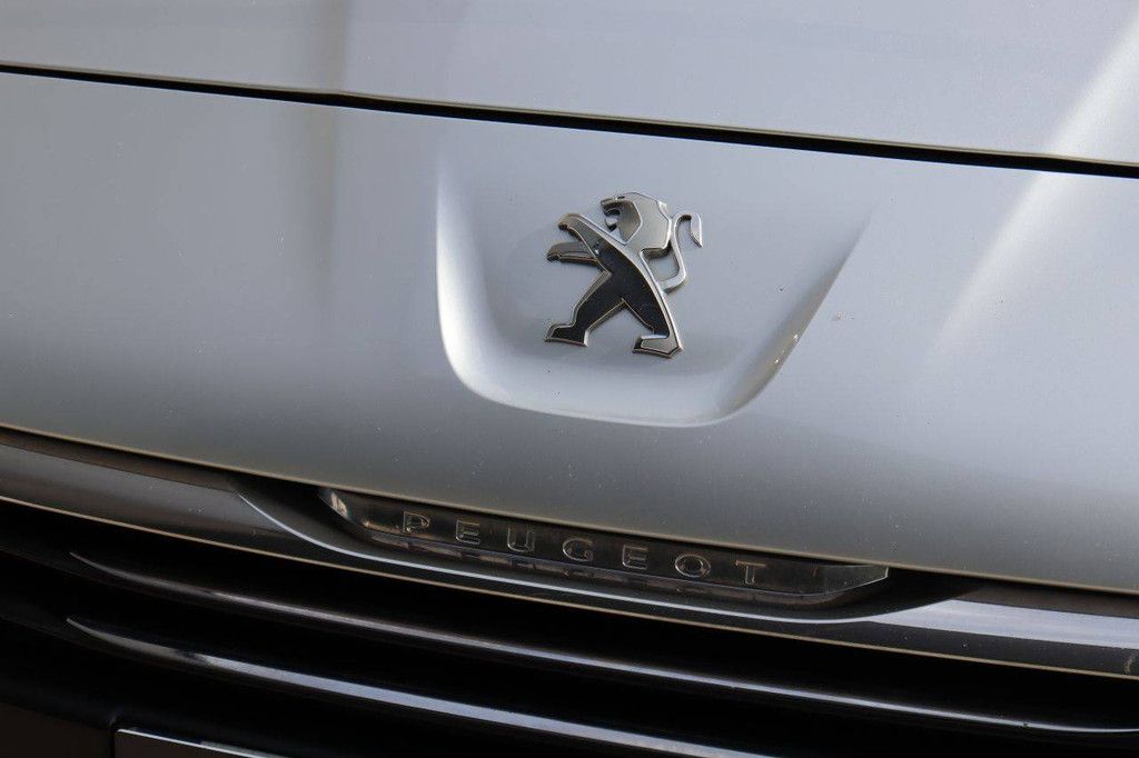 Peugeot 5008 Schrägheck Kombi Diesel 120 PS