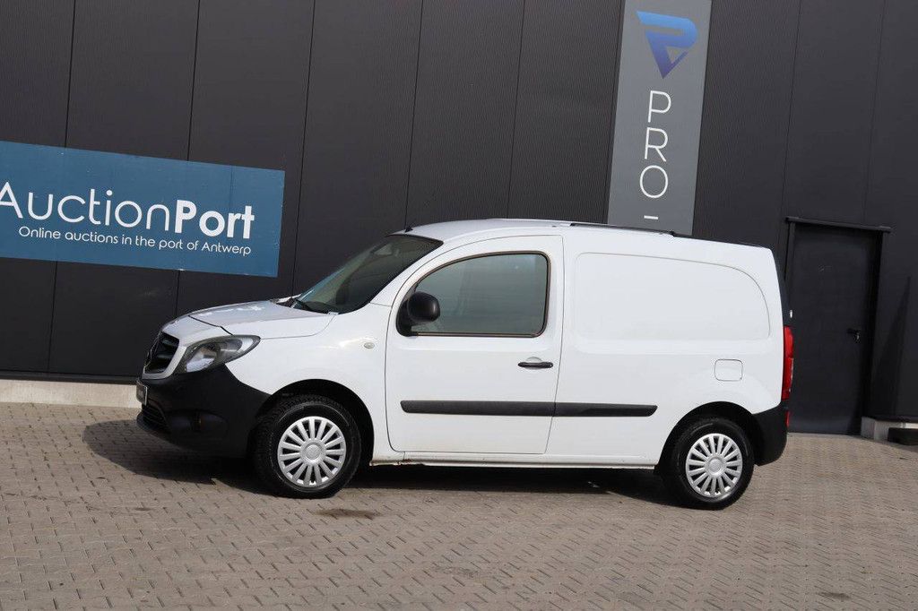 Mercedes-Benz Citan 109 CDI Diesel 90 PS Van