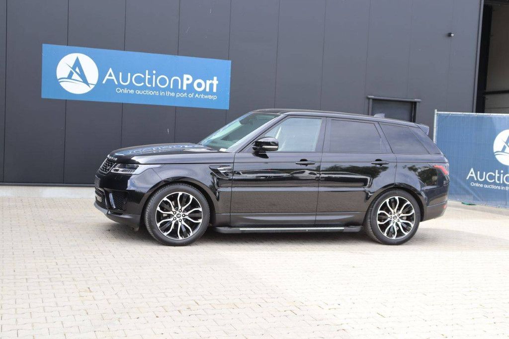 SUV Land Rover Range Rover Sport Diesel 240 PS 2018 (Margin)