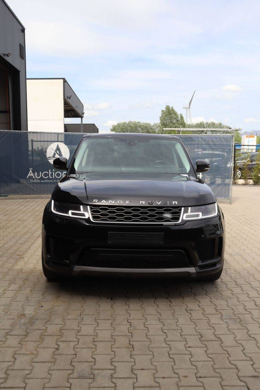 SUV Land Rover Range Rover Sport Diesel 240 PS 2018 (Margin)