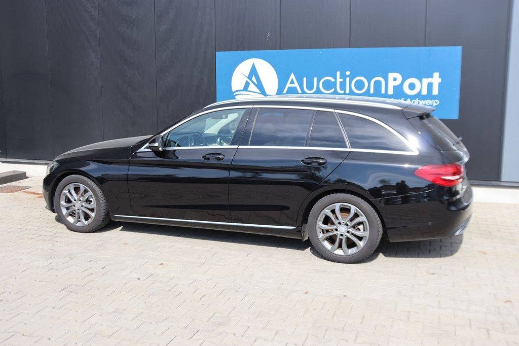 Stationwagen Mercedes-Benz C 220 Diesel 163pk 2015 (Marge)
