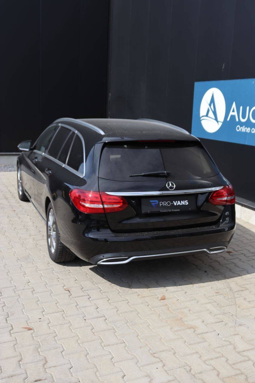 Stationwagen Mercedes-Benz C 220 Diesel 163pk 2015 (Marge)