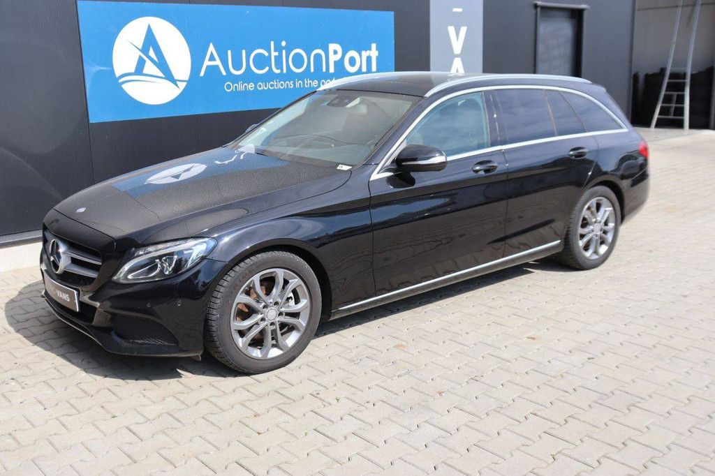 Stationwagen Mercedes-Benz C 220 Diesel 163pk 2015 (Marge)