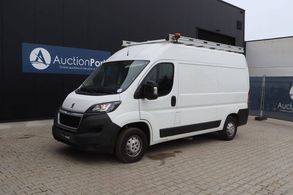 Peugeot Boxer Van 119 PS Diesel 2021