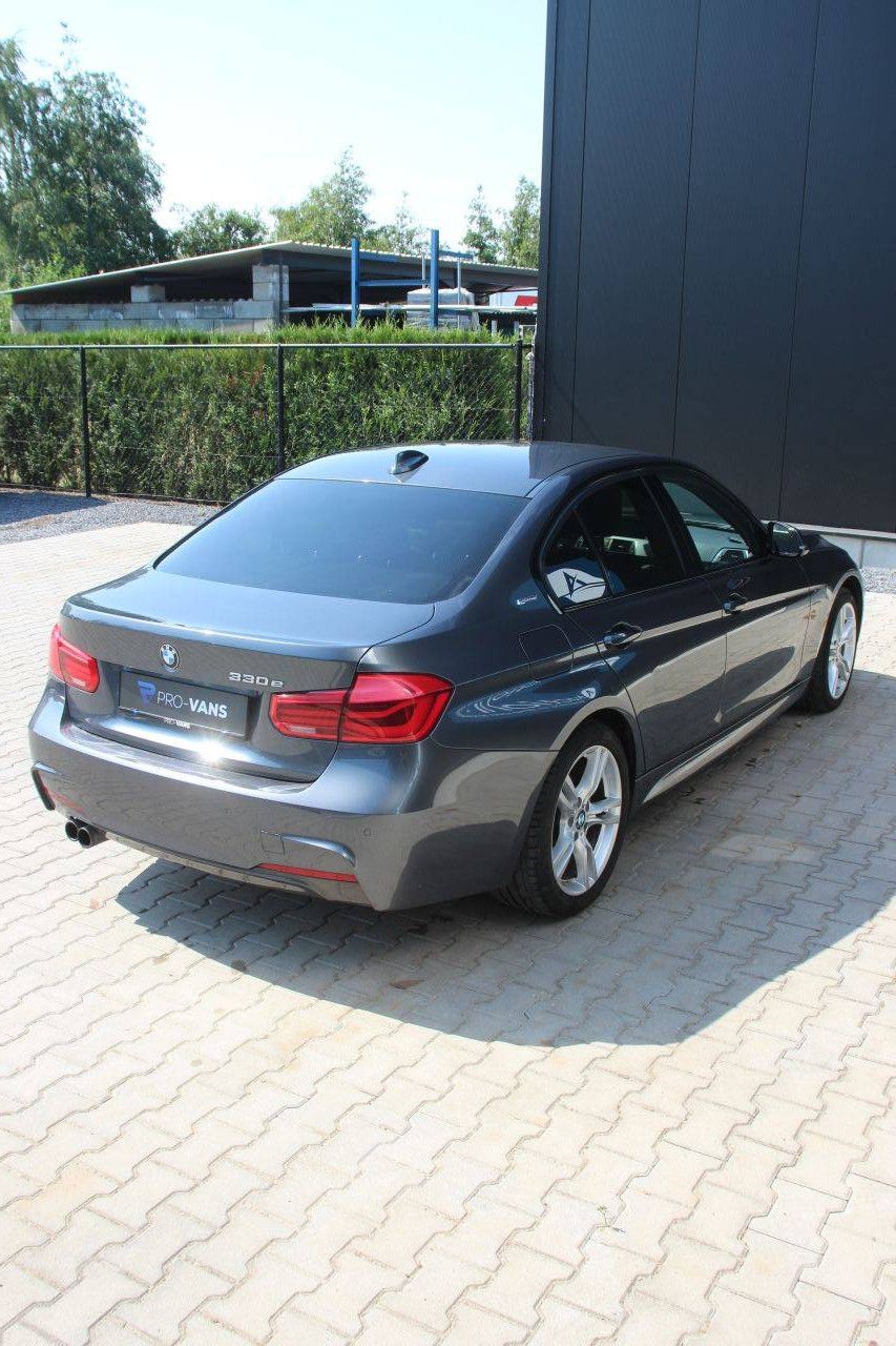 Passenger car BMW 330e Hybrid 183hp (Margin)