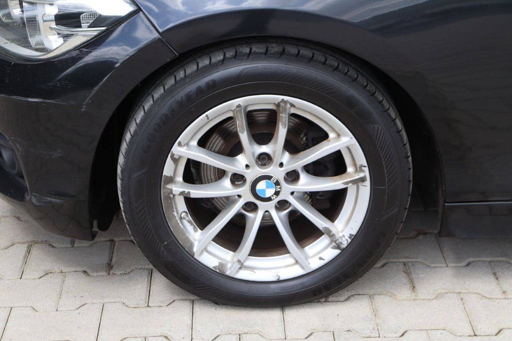 Passenger car BMW 116d Diesel 115hp 2015 (Margin)