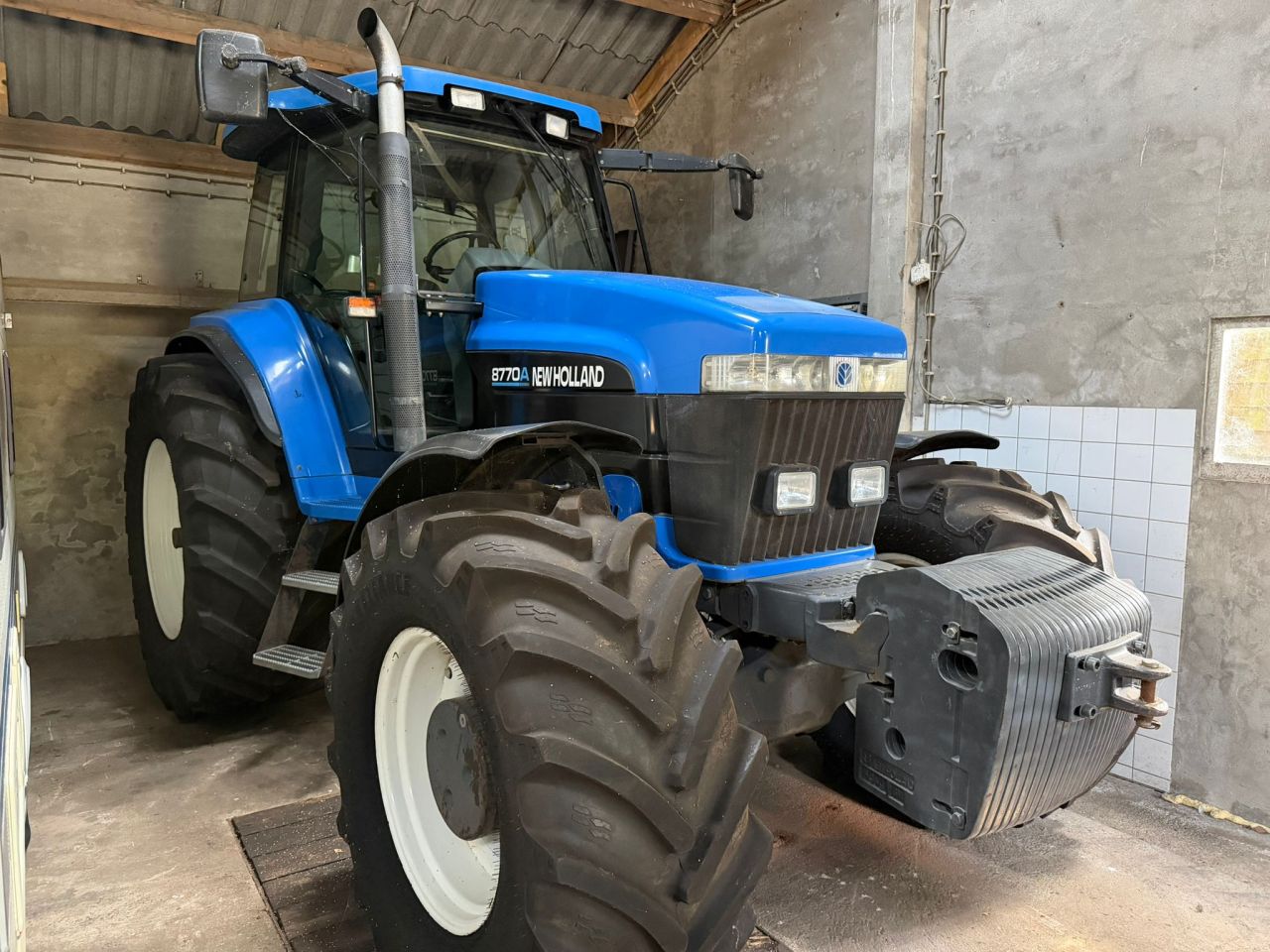 Komt binnen! New Holland 8770A