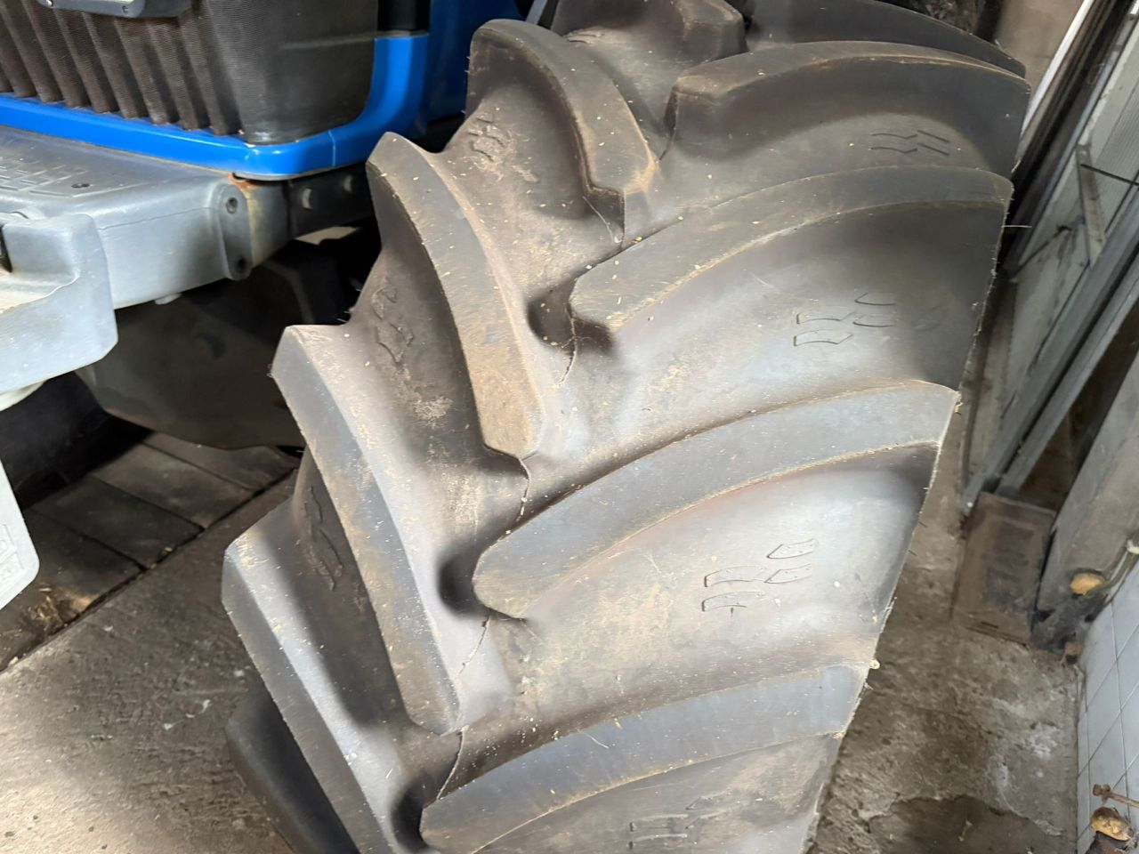 Komt binnen! New Holland 8770A