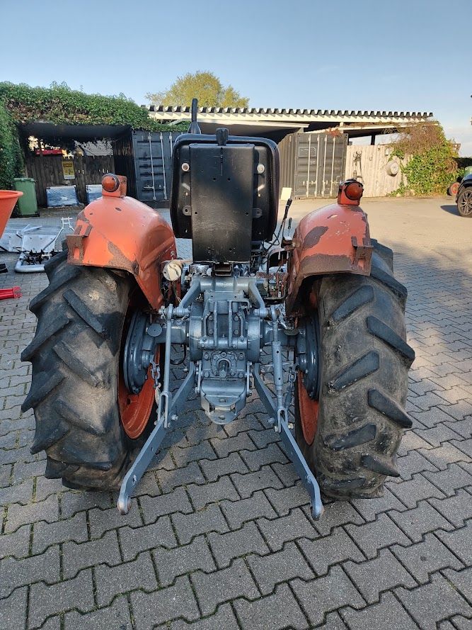 Kubota L245