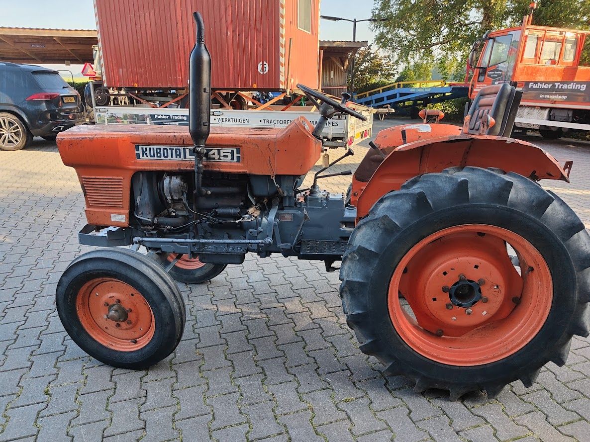 Kubota L245