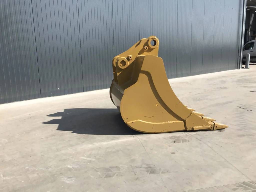 CAT 323D 1.20m