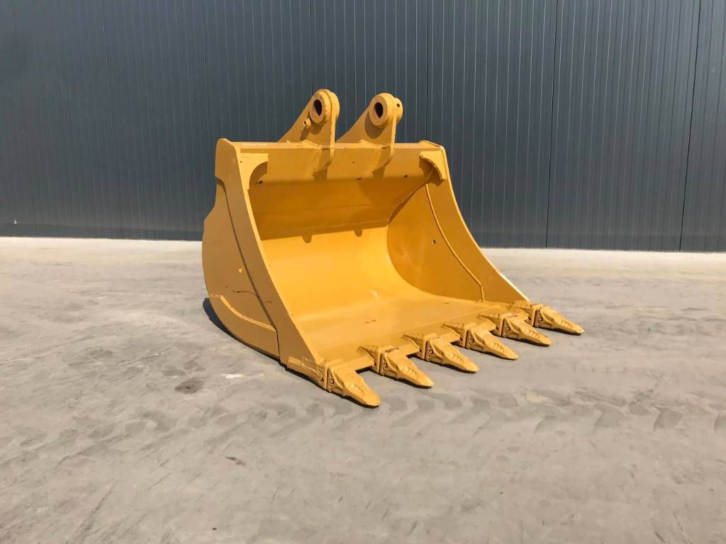 CAT 323D 1.40m
