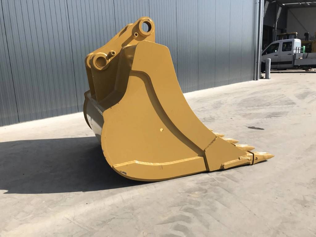 CAT 324E
