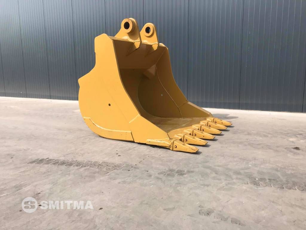 CAT 330D2