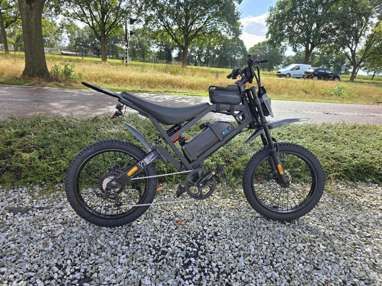 QM V20 Cross Skinnybike – Zwart – Full Option Ebike Fatbike