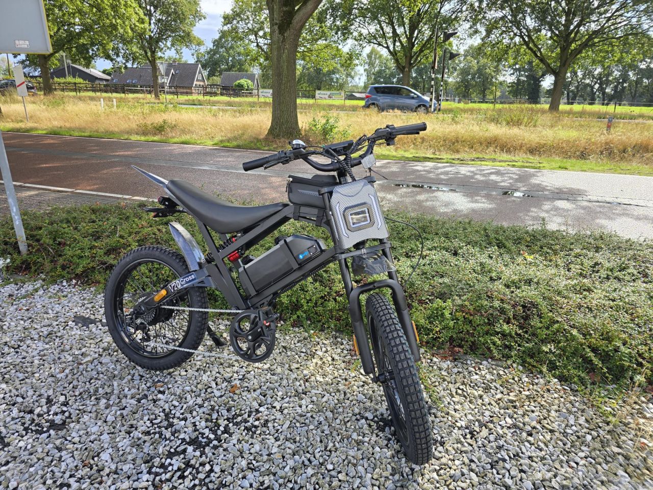 QM V20 Cross Skinnybike – Zwart – Full Option Ebike Fatbike