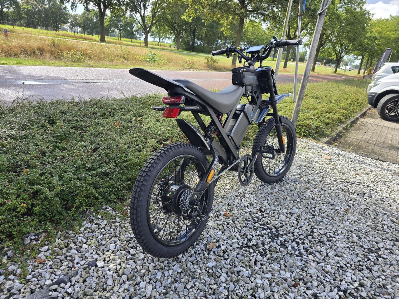 QM V20 Cross Skinnybike – Zwart – Full Option Ebike Fatbike