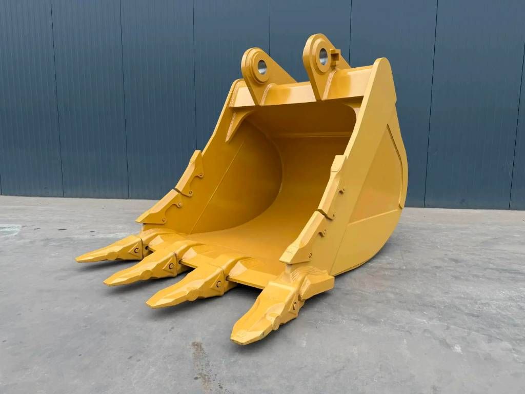 CAT 349D - UB Rock Bucket