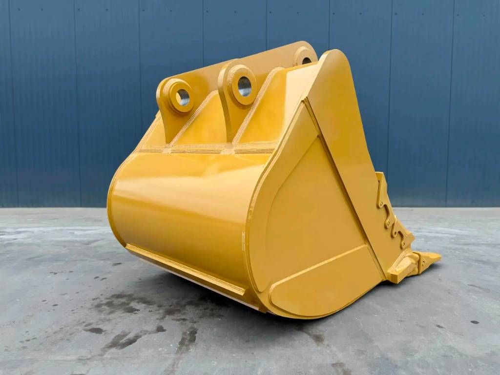 CAT 352 - UB