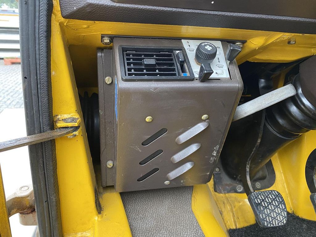 1991 Mercedes-Benz Unimog 407