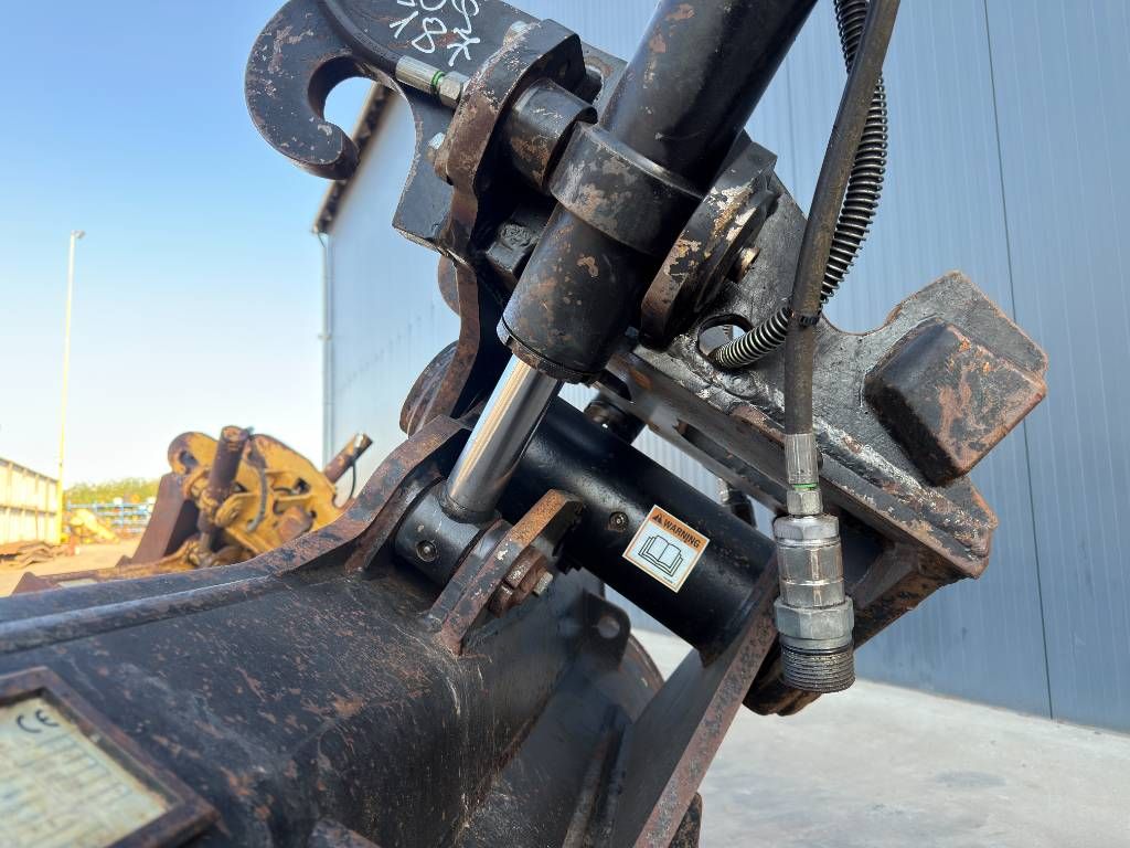 CAT CW40