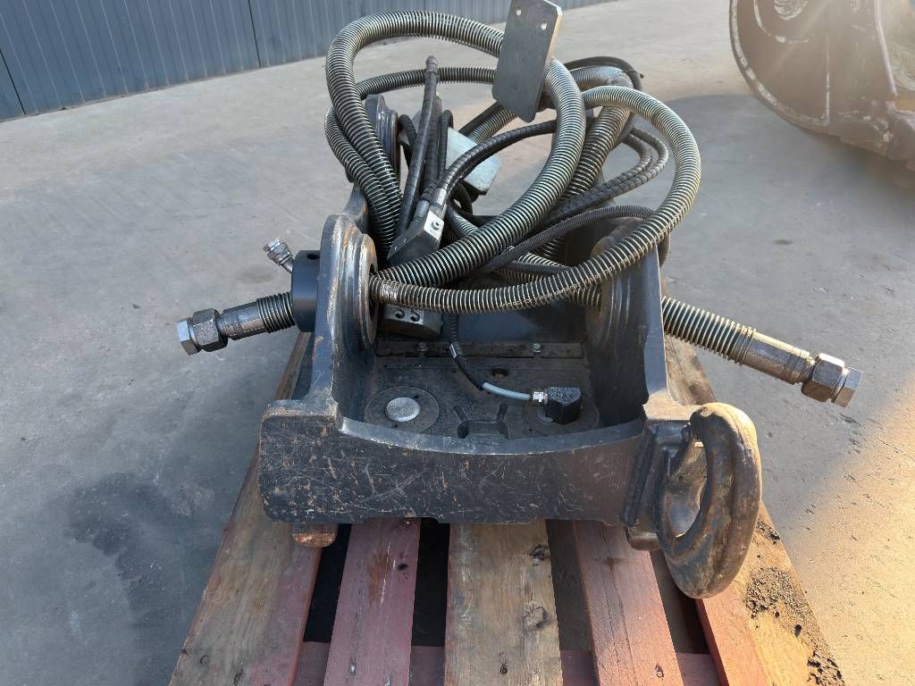 OilQuick OQ70/55 - ZX210 / ZX220 / ZX225 - DEMO