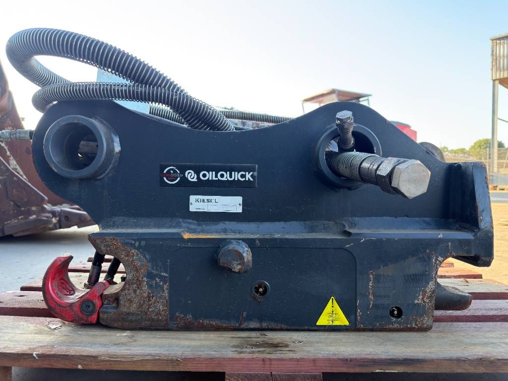 OilQuick OQ70/55 - ZX210 / ZX220 / ZX225 - DEMO