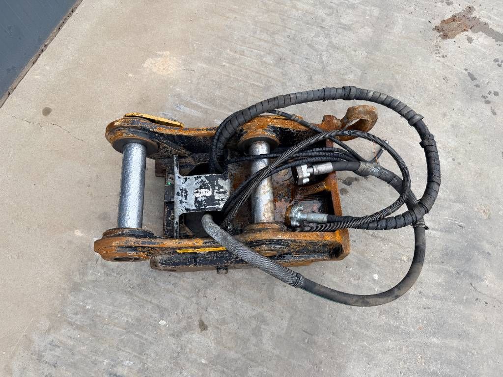 OilQuick OQ80 - 329D / 329E / 330F / 330