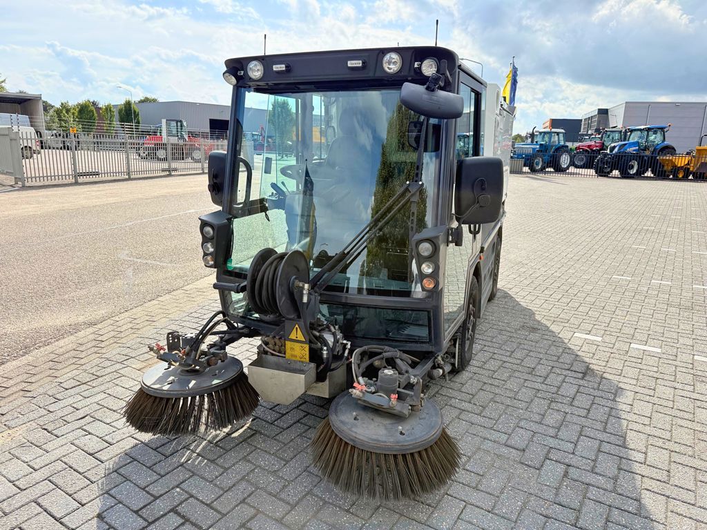 Schmidt Compact 200 Sweeper/Veegmachine