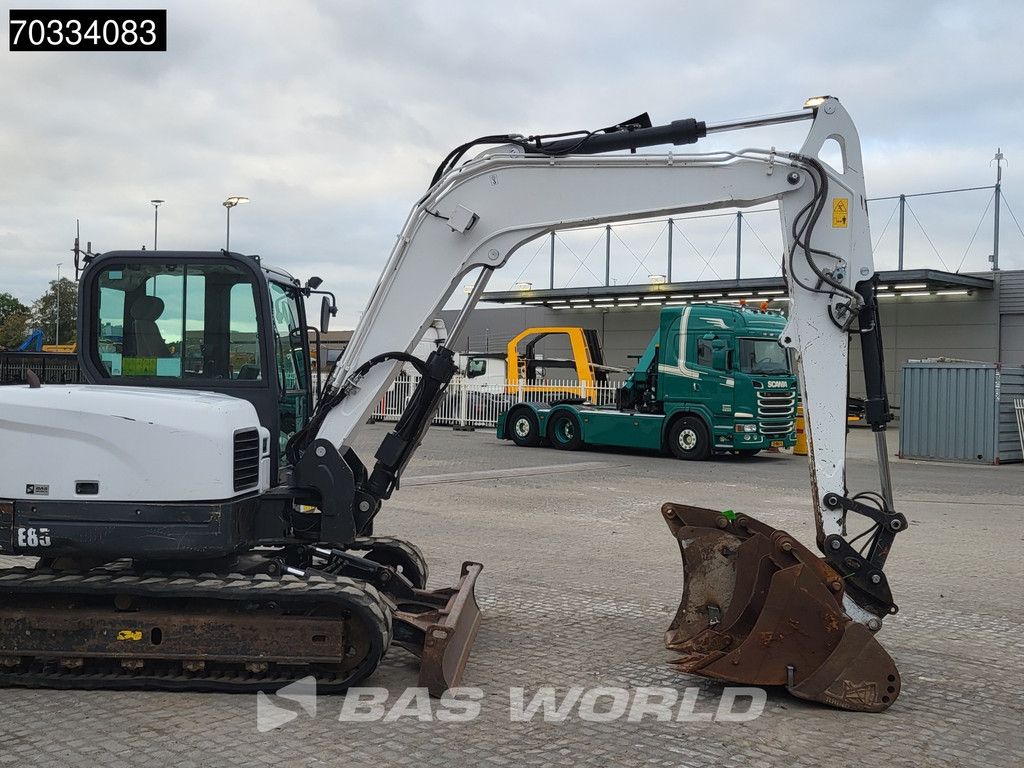 Bobcat E85 A/C - 3 Buckets