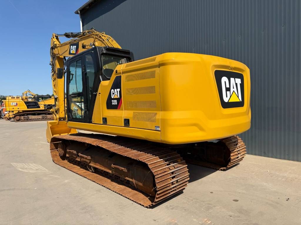 CAT 320 07B