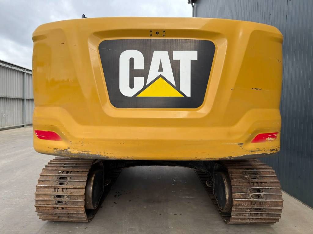 CAT 323 07B