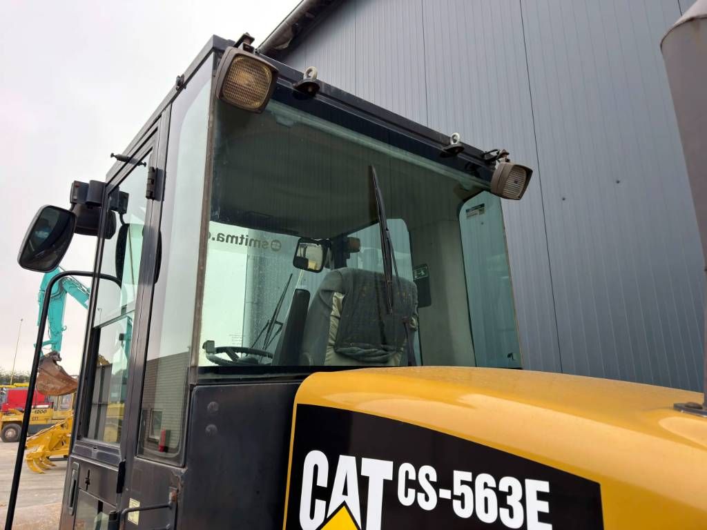 CAT CS563E