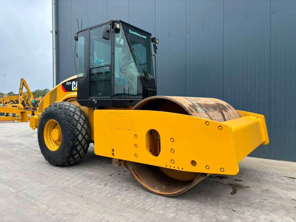 CAT CS74