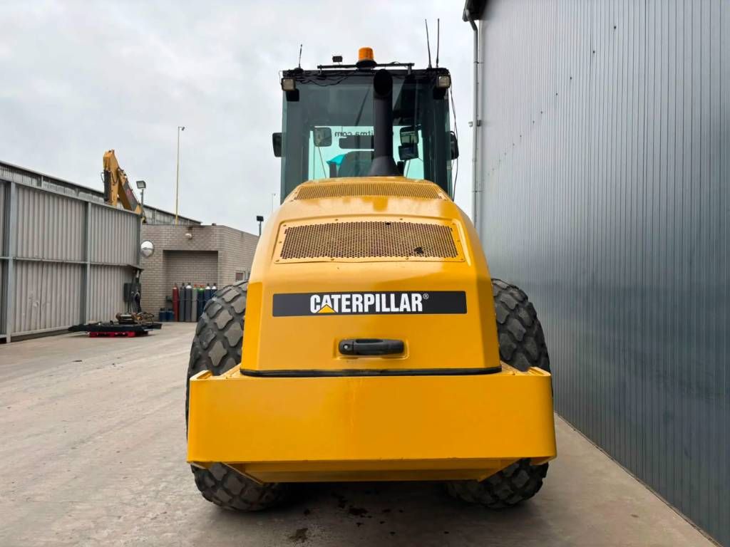 CAT CS74